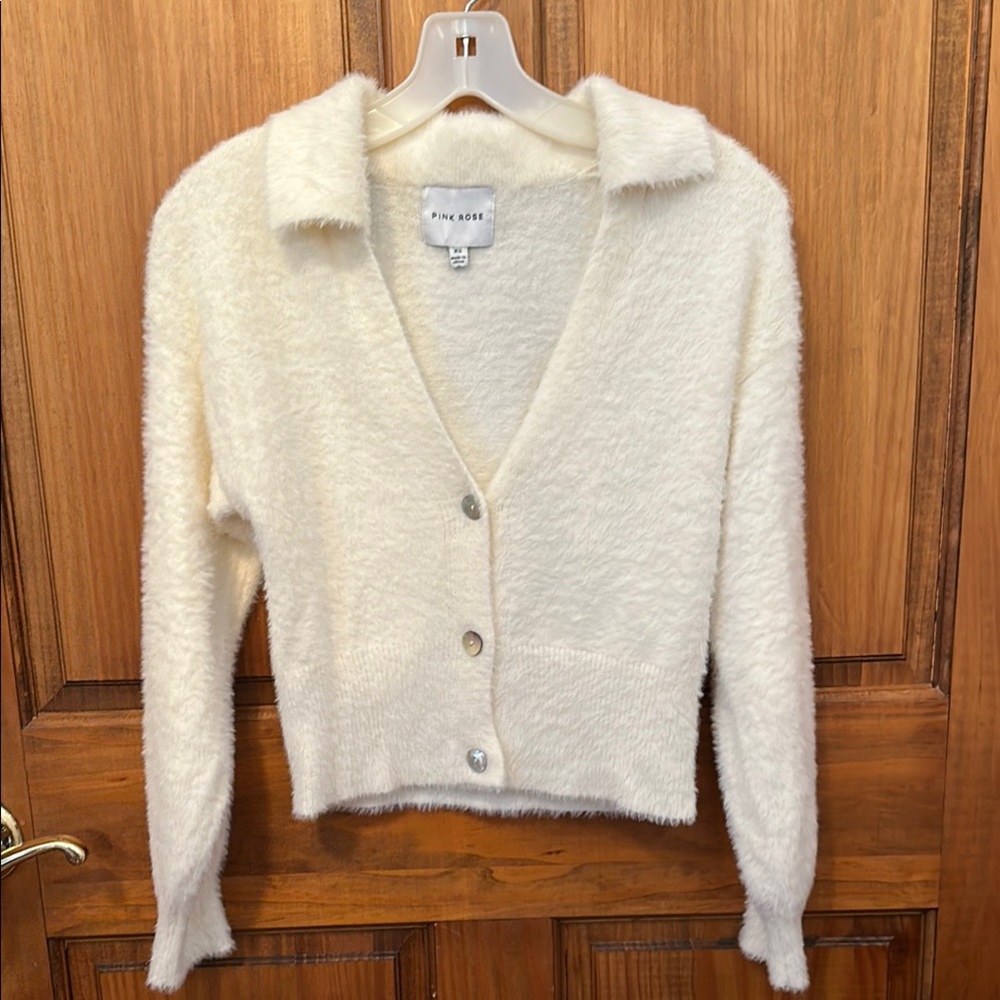 Pink Rose Women's Fuzzy White Sweater XS